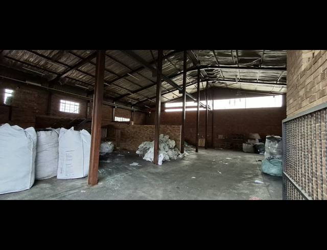 700M² BUILDING TO LET IN BRAKPAN NORTH